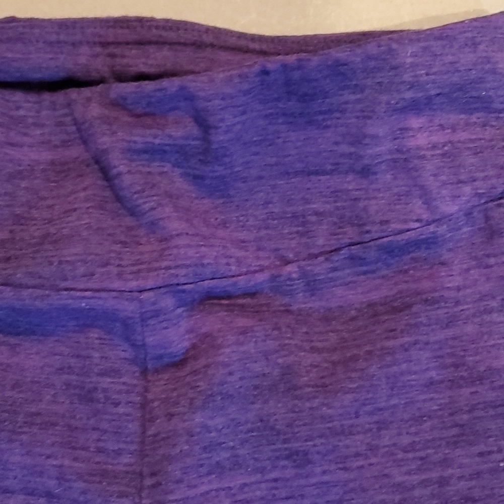 Time & Tru purple yoga pants Small EUC - Picture 2 of 5